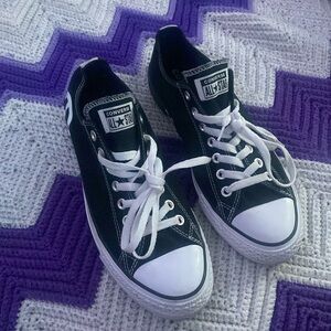 Black and White Converse All Stars!